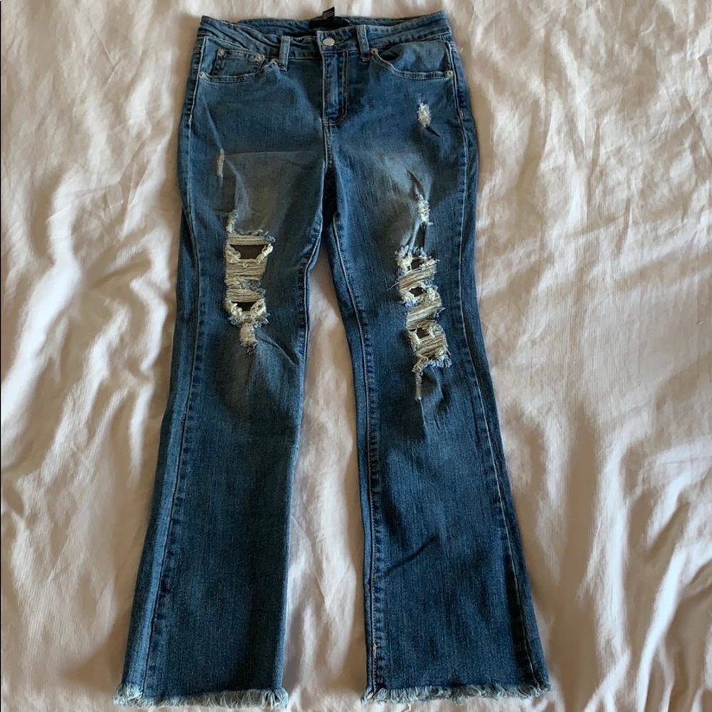 Distressed Ankle Jeans